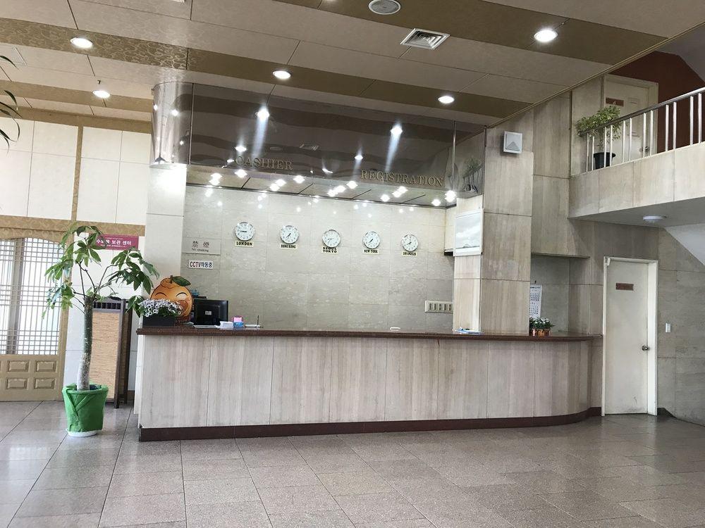 Seoul Tourist Hotel Jeju Exterior foto